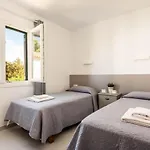Isa *