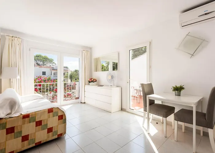 Isa * Cala Galdana (Menorca)