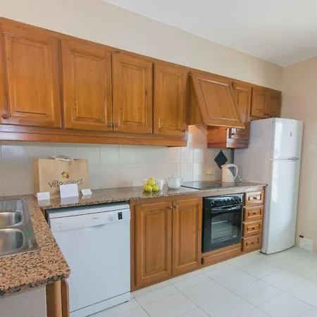 Isa * Cala Galdana (Menorca)